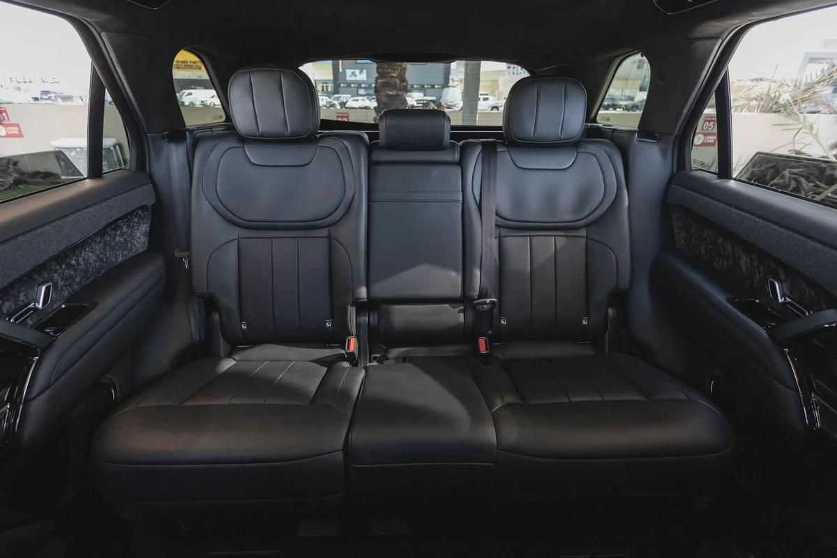 Land Rover Range Rover Sport 2023-12-12