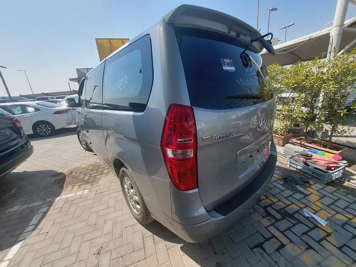 هيونداي H1 كراند ستار اكس 2015-8-8