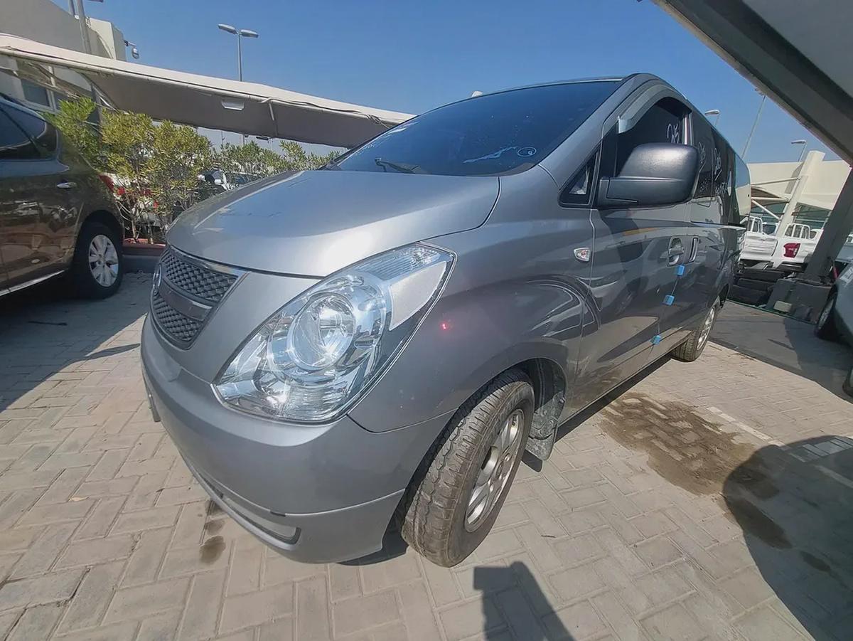 هيونداي H1 كراند ستار اكس 2015-12-12