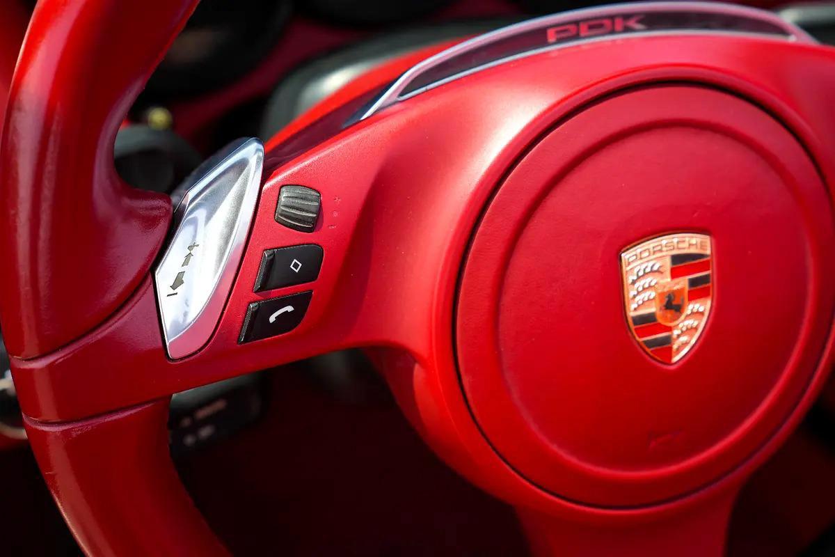 2015 Porsche Boxster GTS - GCC Specs-4-4