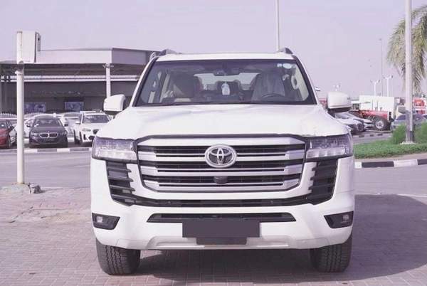 Toyota Land Cruiser GXR 3.5L