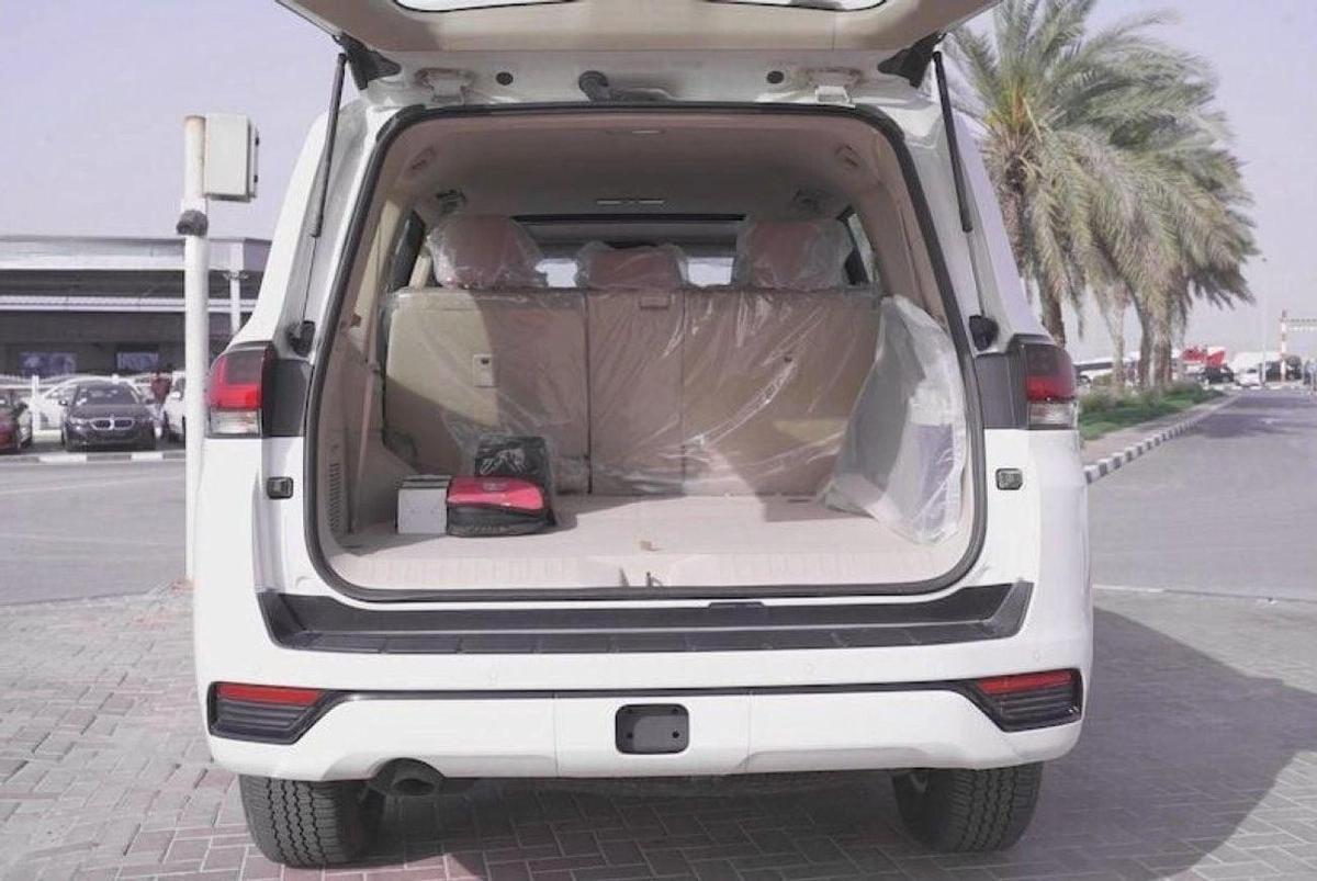 Toyota Land Cruiser GXR 3.5L-6-6