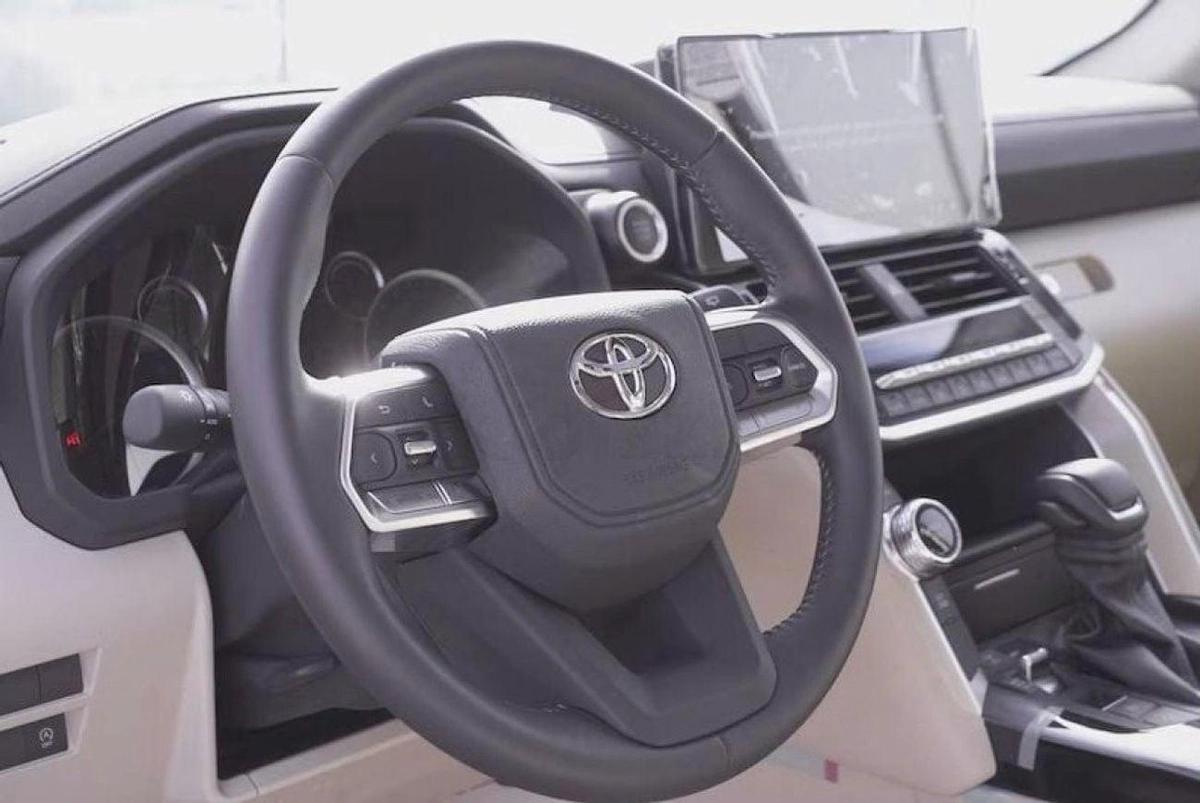 Toyota Land Cruiser GXR 3.5L-11-11
