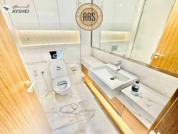 Huge size •• great community •• hot offer •• chiller free •• brand new