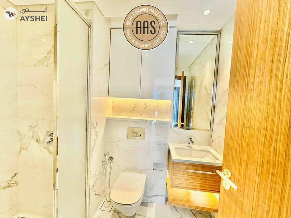 Huge size •• great community •• hot offer •• chiller free •• brand new-14-14