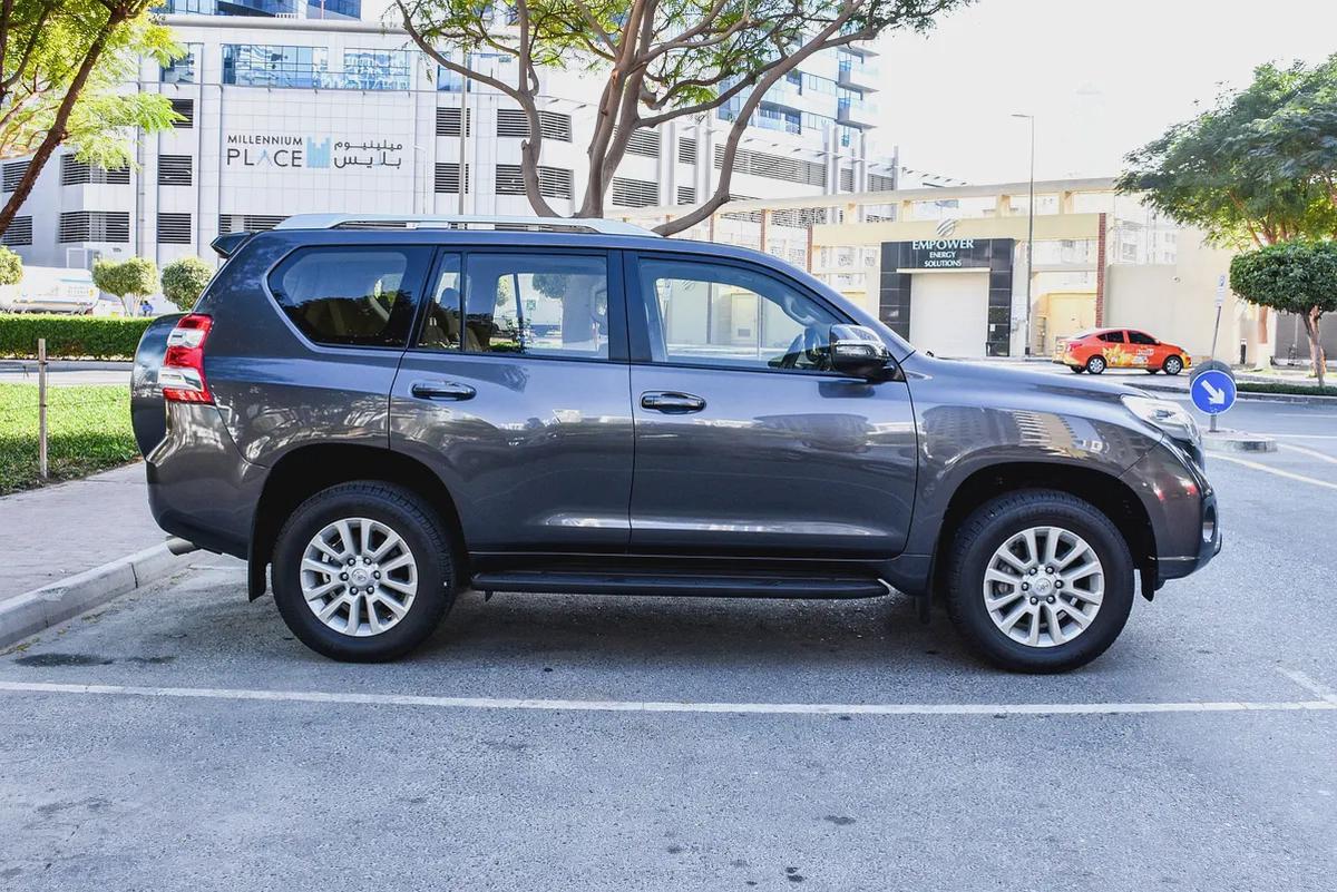 Toyota Prado GXR 2016 GCC In Excellent Condition with Warranty-4-4