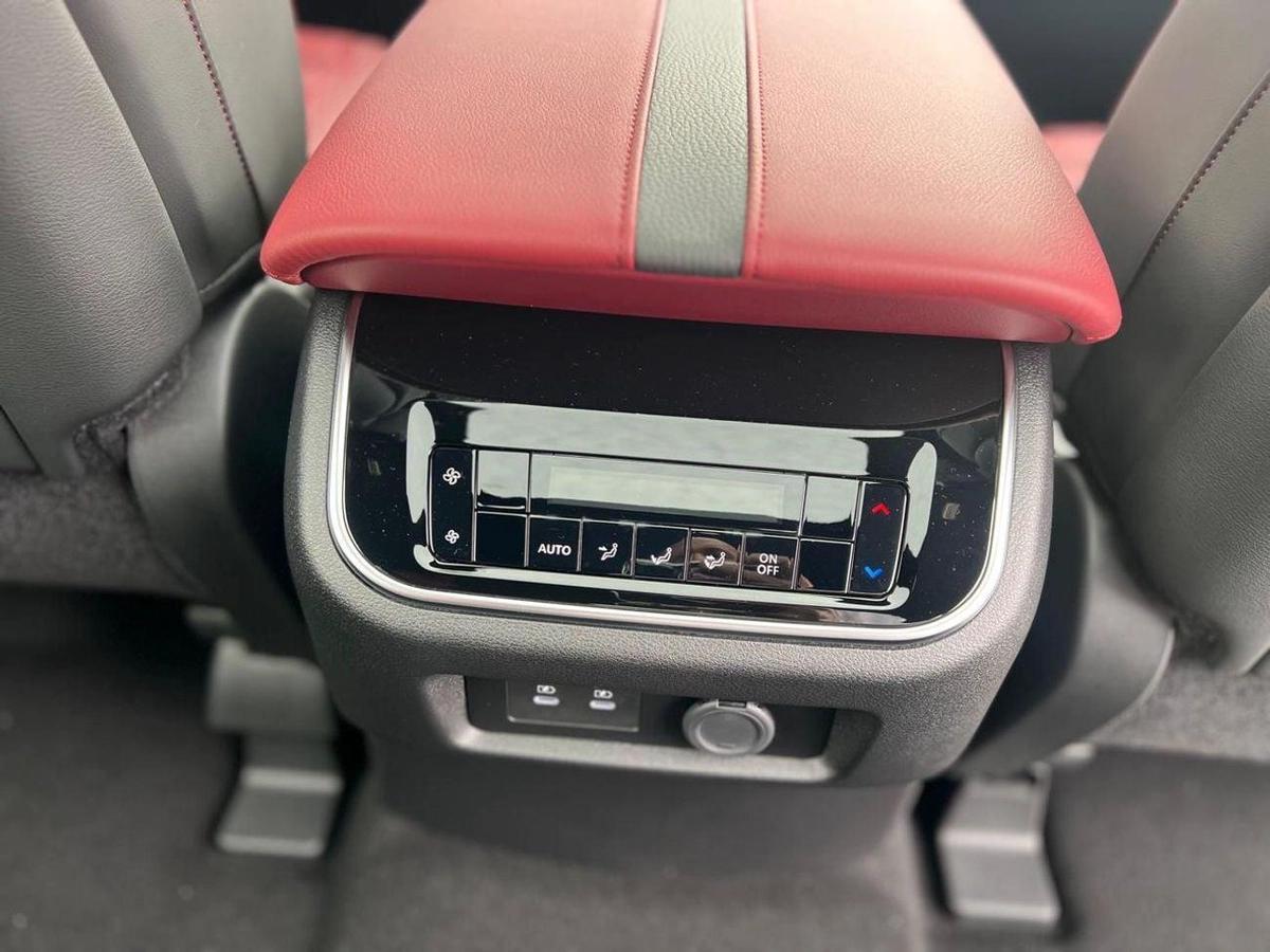Nissan Patrol Nissan Patrol LE Titanium 2026 Gcc-7-7