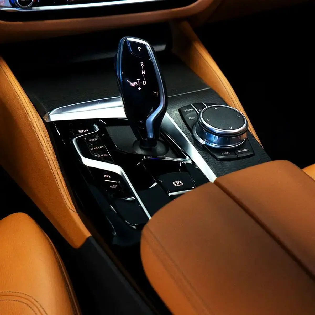 AED 2,490 pm • 0% Downpayment • BMW 530i M Sport • 1 Year Warranty-4-4