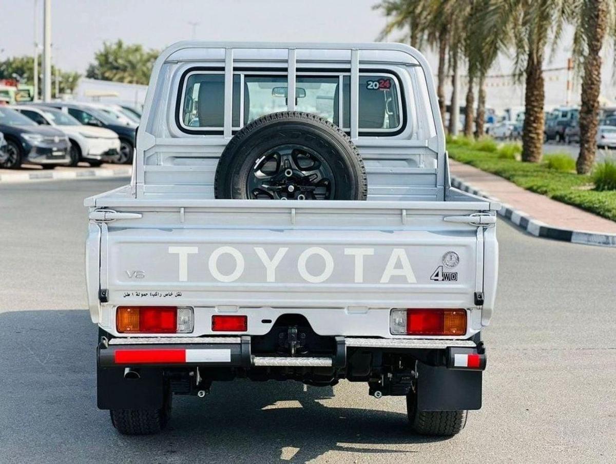 Toyota Land Cruiser Pick Up 4.0L PETROL AUTOMATIC DOUBLE CABINE 2024 GCC-4-4