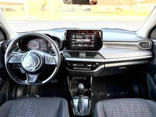 Suzuki Swift GLX / 2026 / 1.2 03 Cylinders / Chinese Specs
