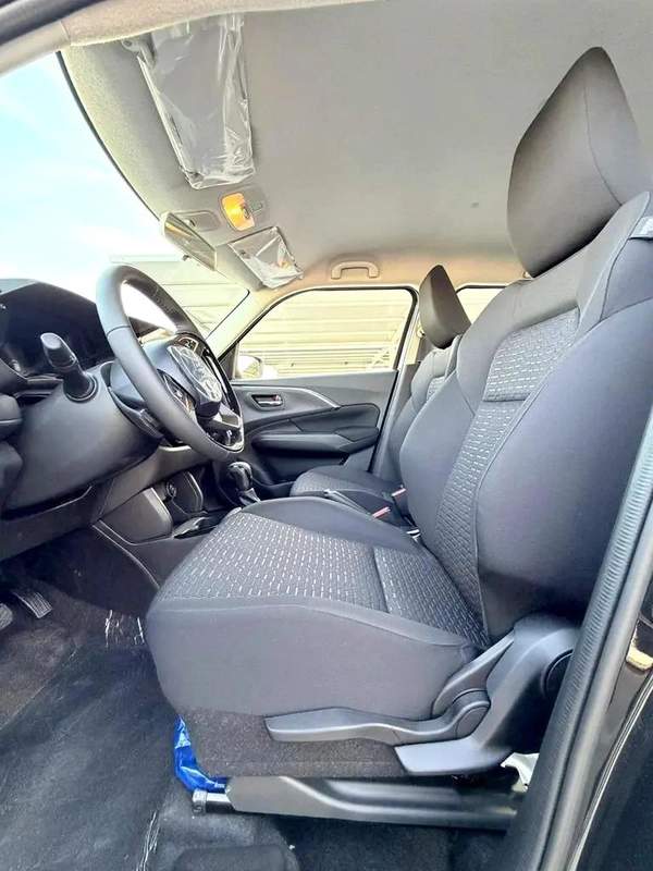 Suzuki Swift GLX / 2026 / 1.2 03 Cylinders / Chinese Specs