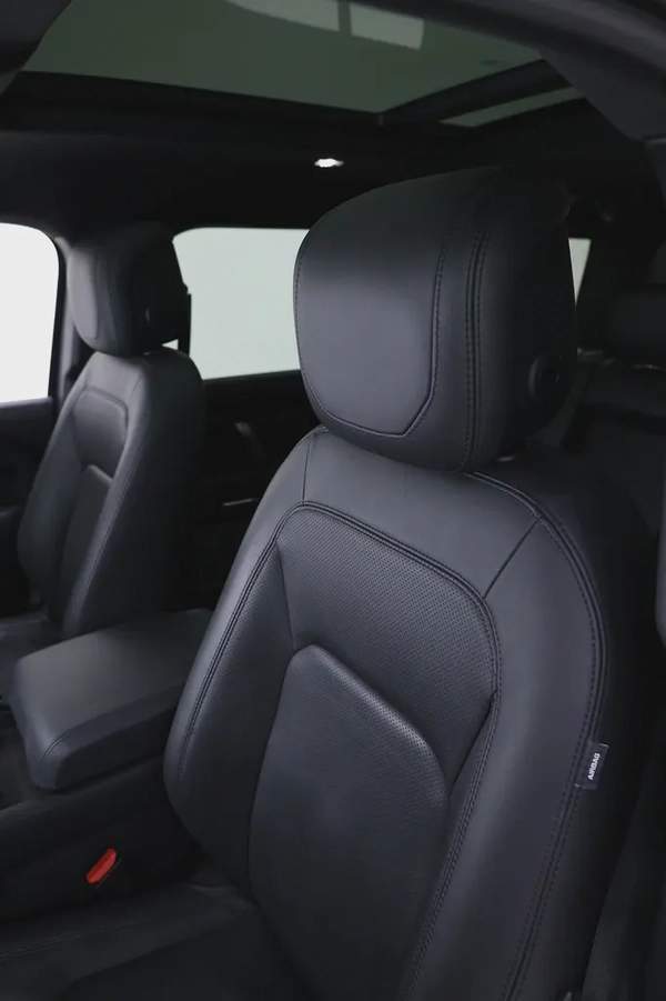DEFENDER 110 V8 EDITION P525 + FULL PPF + WARRANTY TILL 2028 WITH GE
