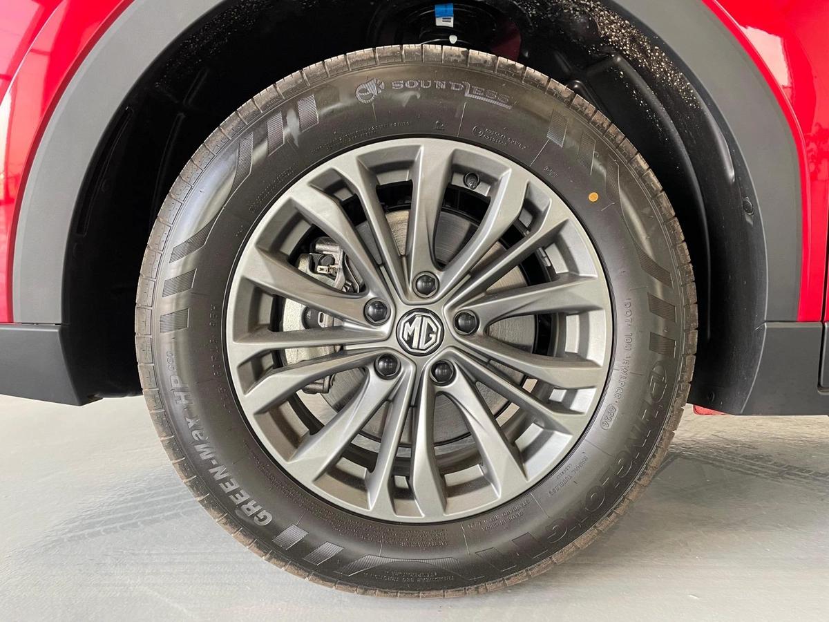 MG ZS 1.5L Comfort (New Shape) 2025 GCC Specs-18-18