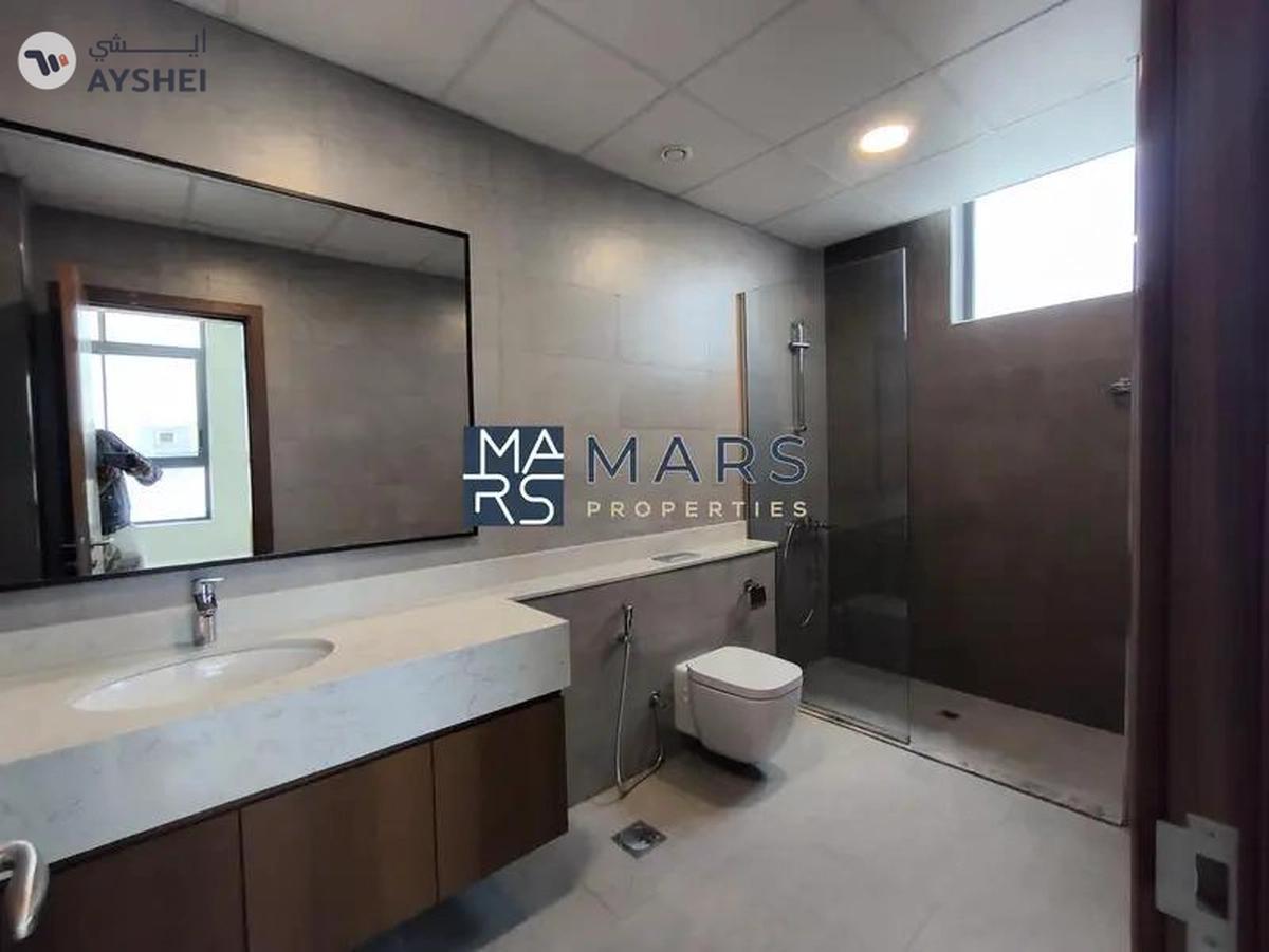 FREEHOLD CORNER VILLA FOR SALE IN TILAL CITY-9-9