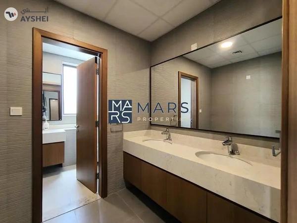 FREEHOLD CORNER VILLA FOR SALE IN TILAL CITY