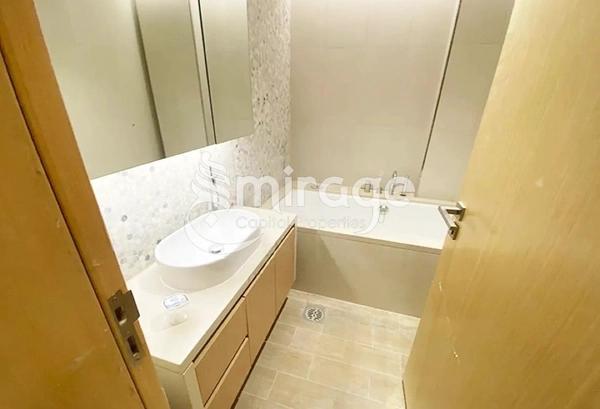 Perfect 3BHK+M | w Pool and Balcony | Beach House