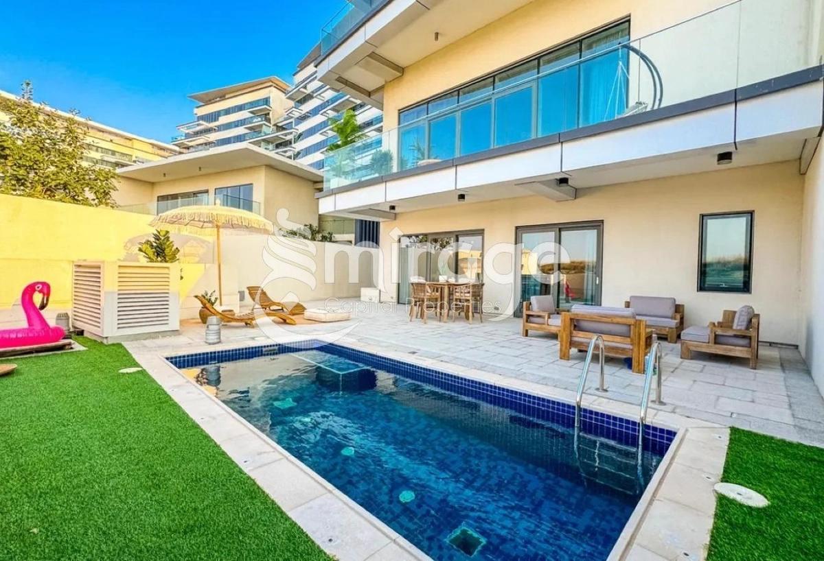 Perfect 3BHK+M | w Pool and Balcony | Beach House-0-0