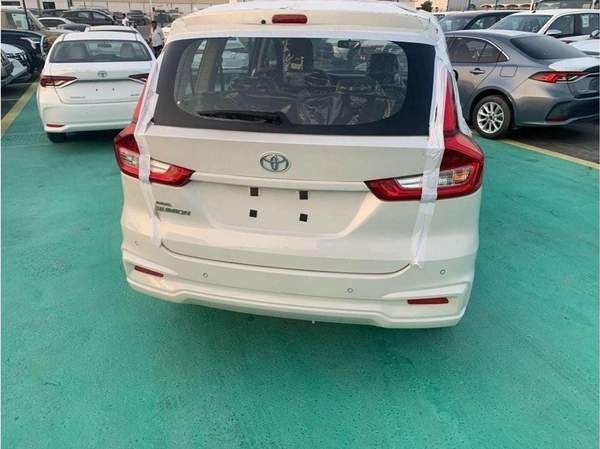 Toyota Rumion 1.5 // automatic // 2025