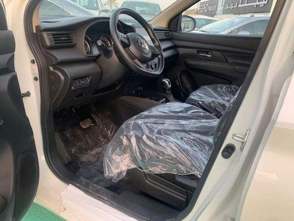 Toyota Rumion 1.5 // automatic // 2025