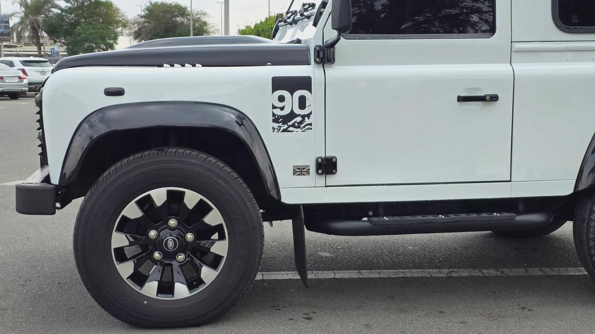 Defender 90 (Diesel Manual)-4-4