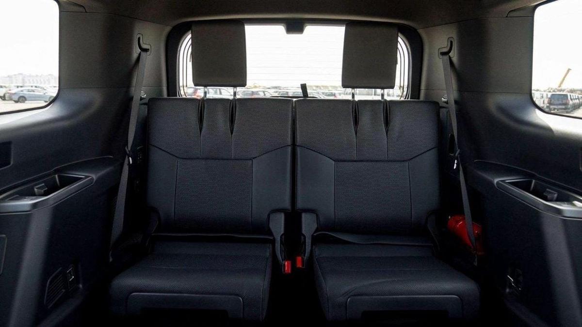 Toyota Prado (LHD) TOYOTA PRADO 250 WX+ LUXURY 2.8D AT MY2024 – GREY-7-7