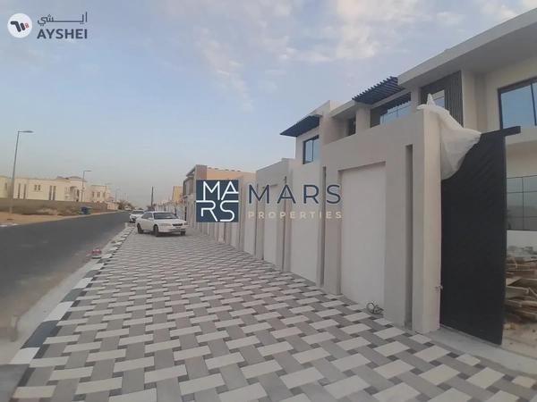 Villa for sale with a modern design directly from the owner without an intermediary