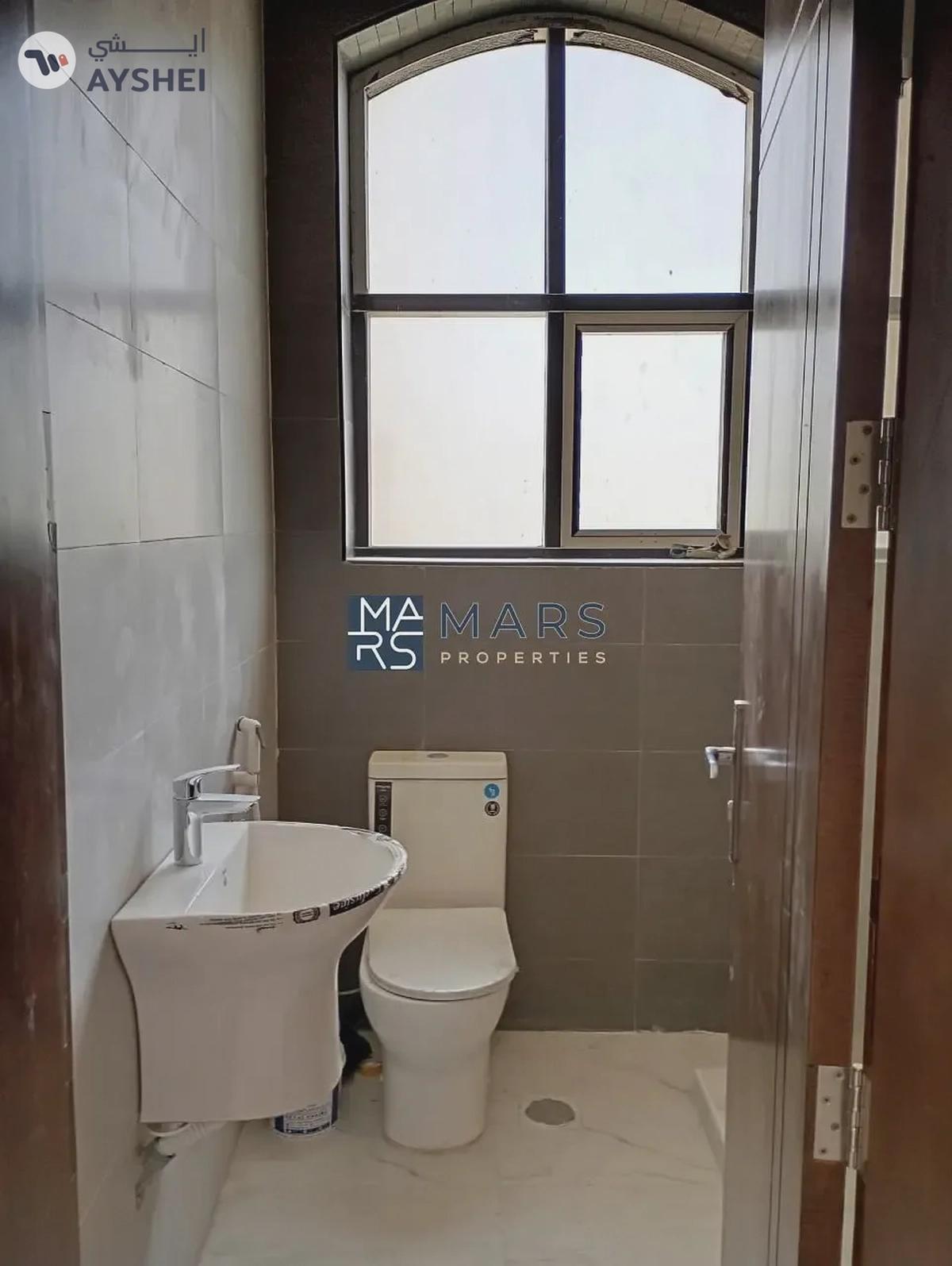 Villa for sale with a modern design directly from the owner without an intermediary-1-portrait