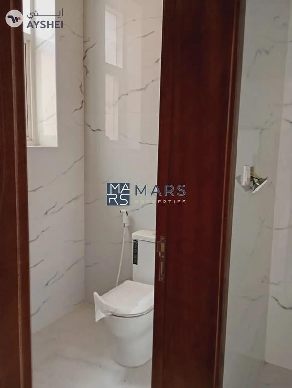 Villa for sale with a modern design directly from the owner without an intermediary