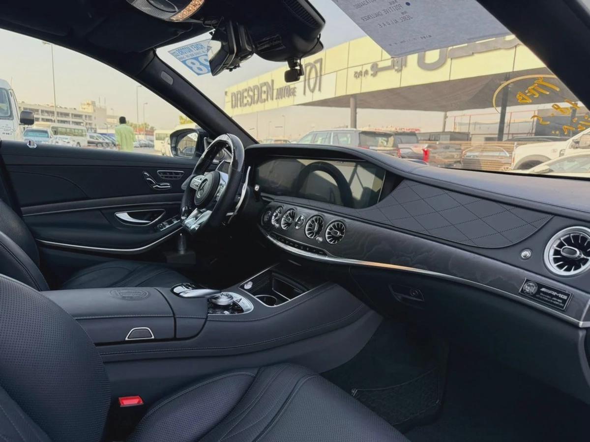 Mercedes Benz S63 AMG-8-8