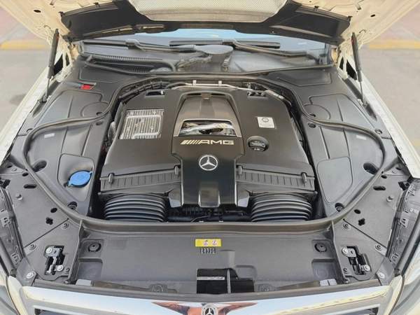 Mercedes Benz S63 AMG