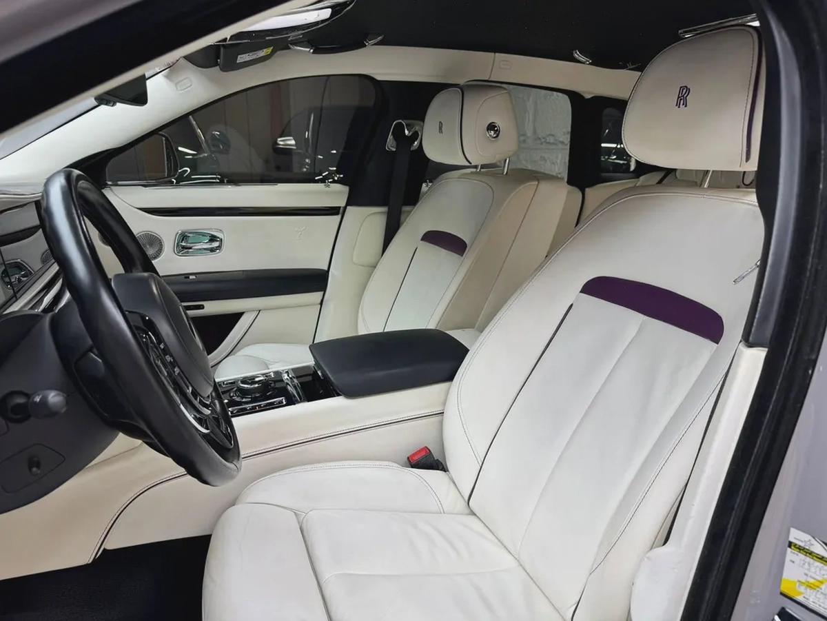 Rolls-Royce Ghost Standard 2022 - European Specs-10-10