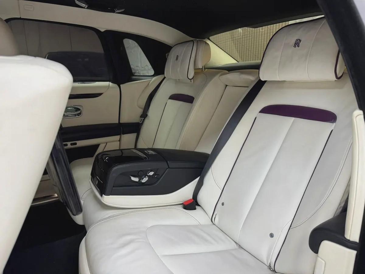 Rolls-Royce Ghost Standard 2022 - European Specs-14-14