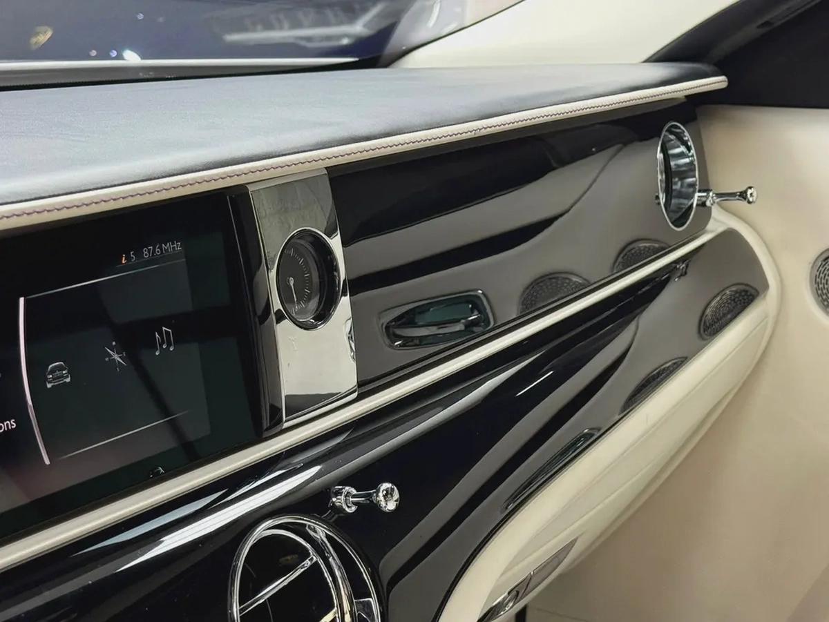Rolls-Royce Ghost Standard 2022 - European Specs-17-17