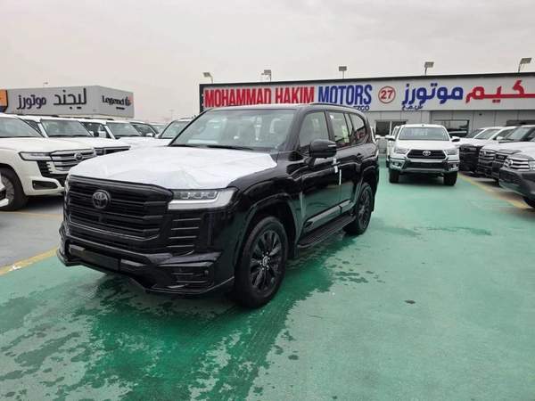Toyota Land Cruiser BLACK EDITION