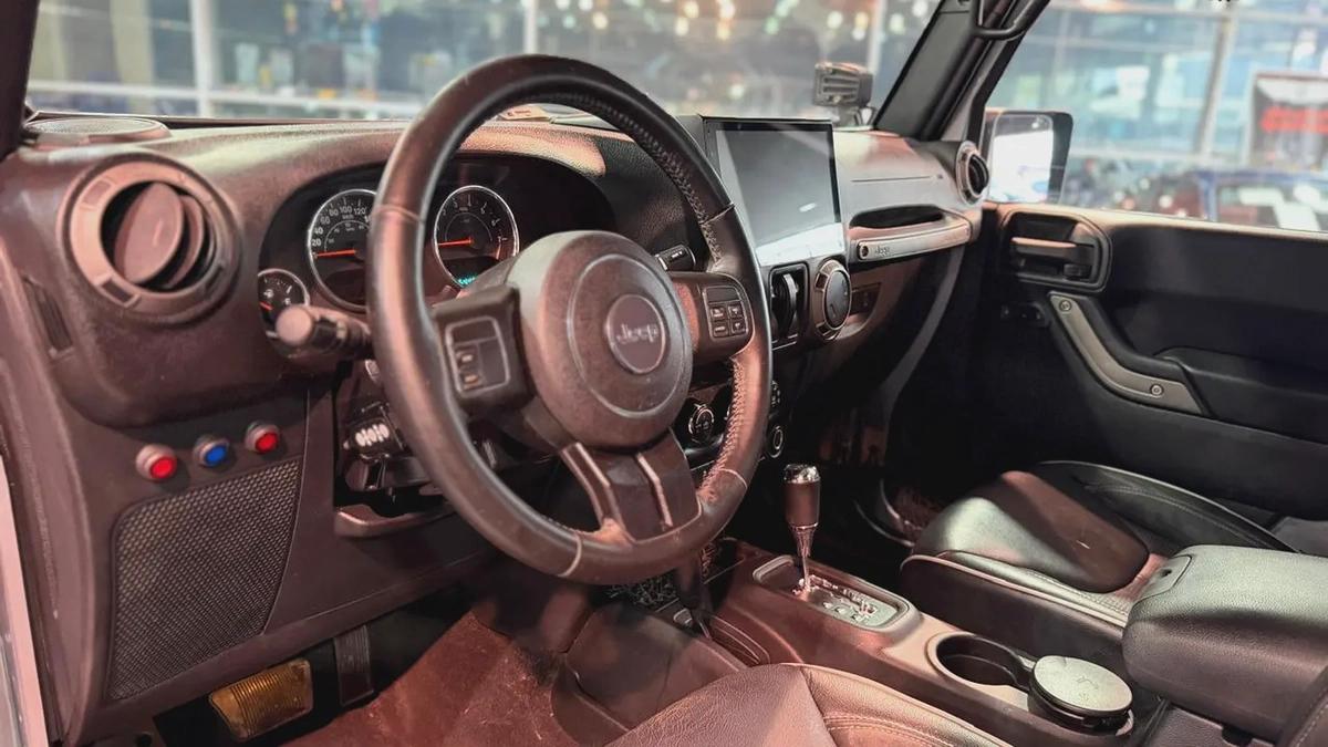 Jeep Wrangler Sport 2017 - GCC Specs - Excellent Condition-2-2