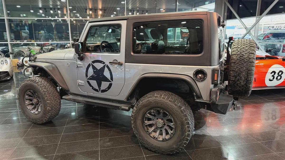 Jeep Wrangler Sport 2017 - GCC Specs - Excellent Condition-6-6