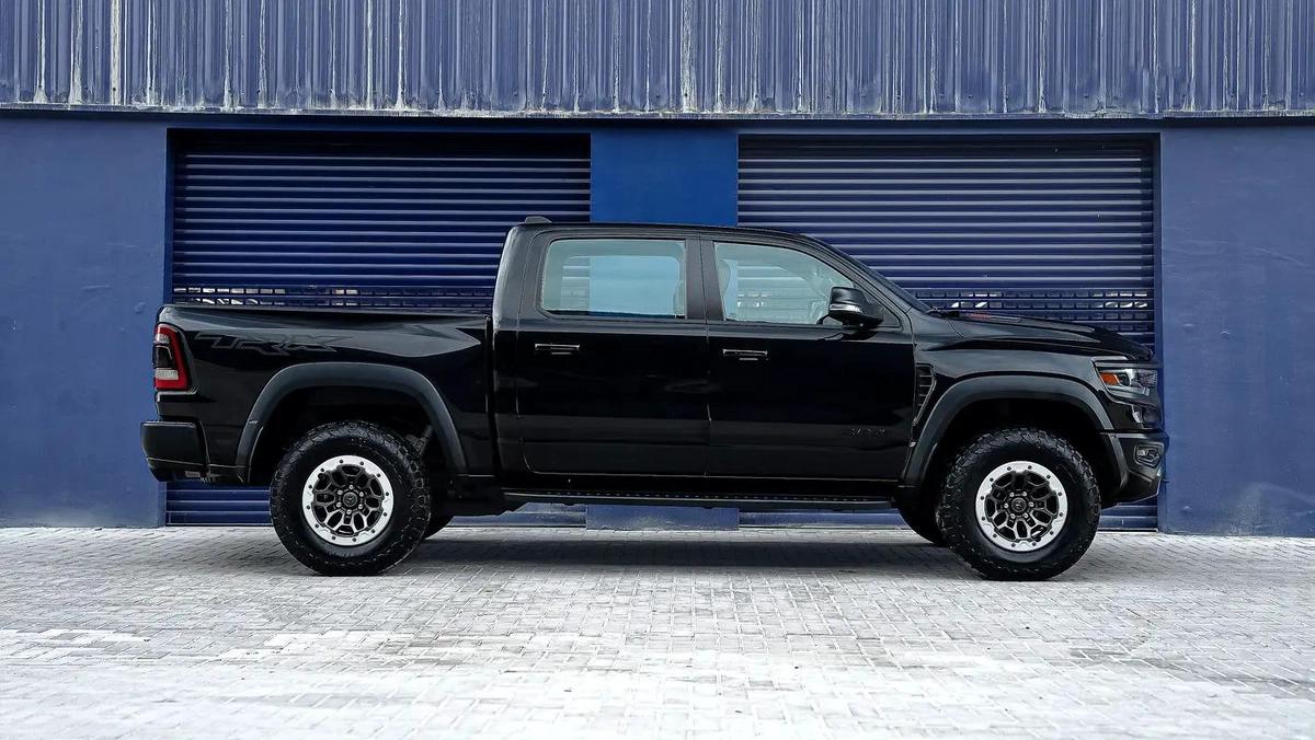 UAEs Very Best Example | AED 4,999 Per Month-1-1
