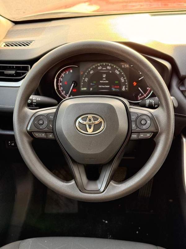 Toyota RAV4 XLE 2.5 AWD push start
