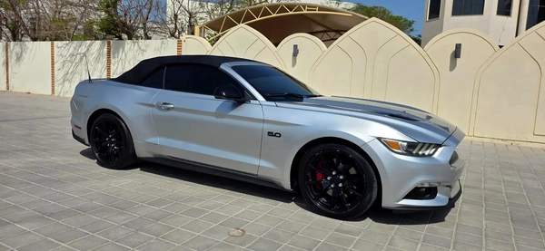 2015-Ford Mustang GT-Full option-Excellent Condition