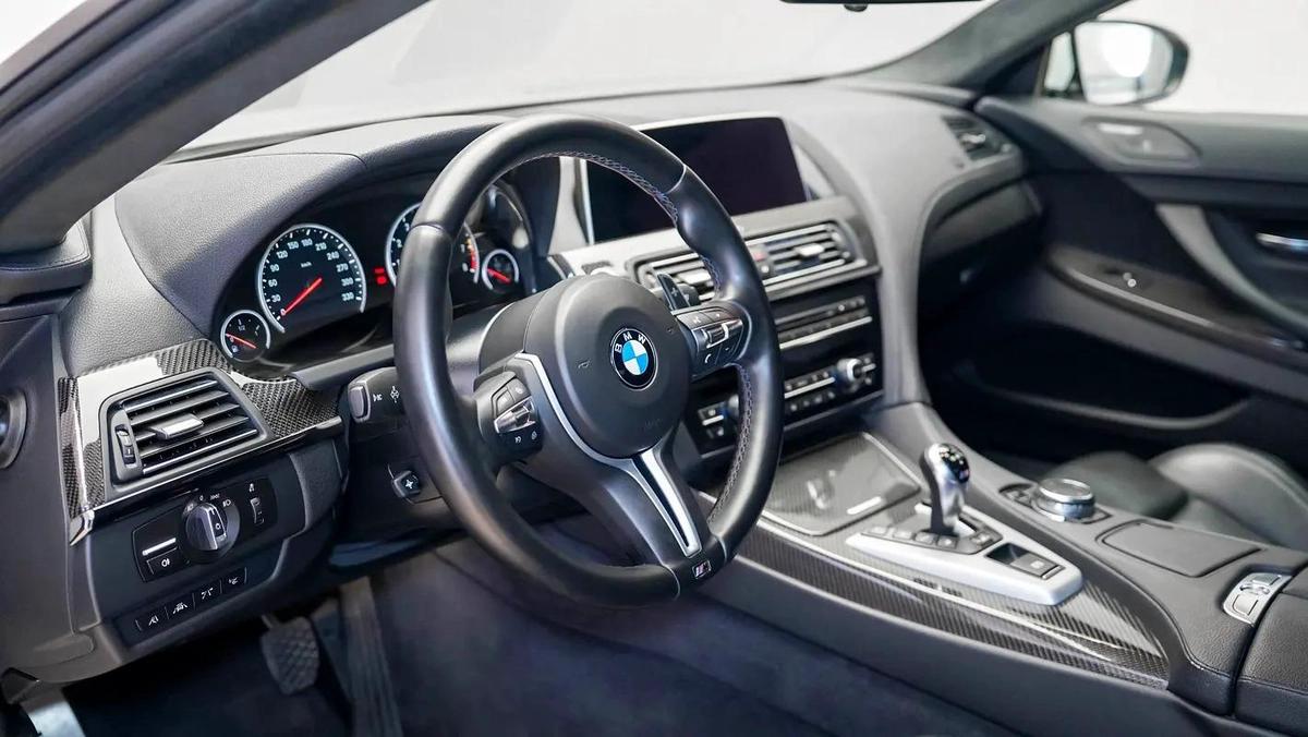 BMW M6 Coupe-3-3