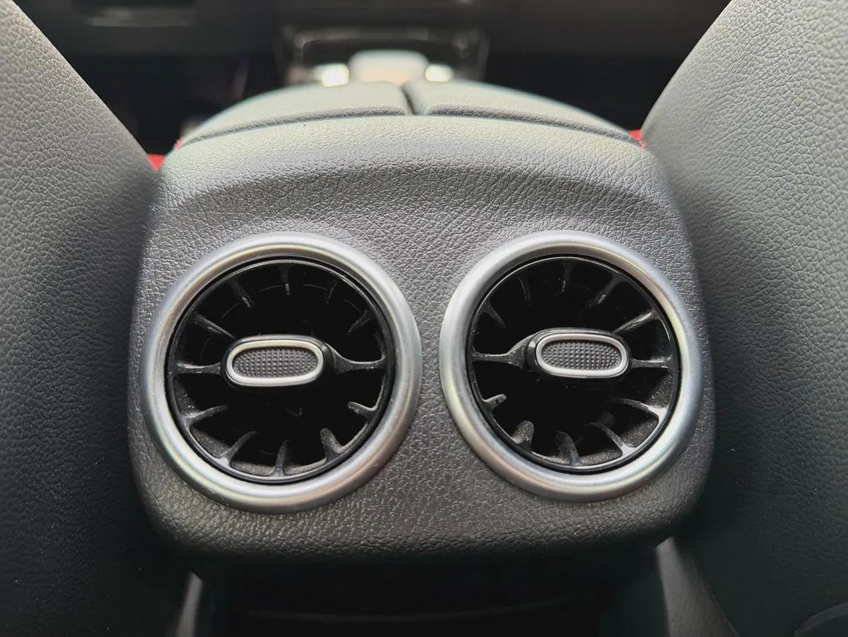 Offer for mercedes CLA250-2023AMG new Bakj-14-14