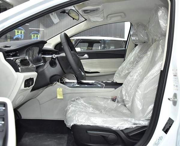 Chery Arrizo 5 S 1.5L ( 2026 Model ) in White Color GCC Specs