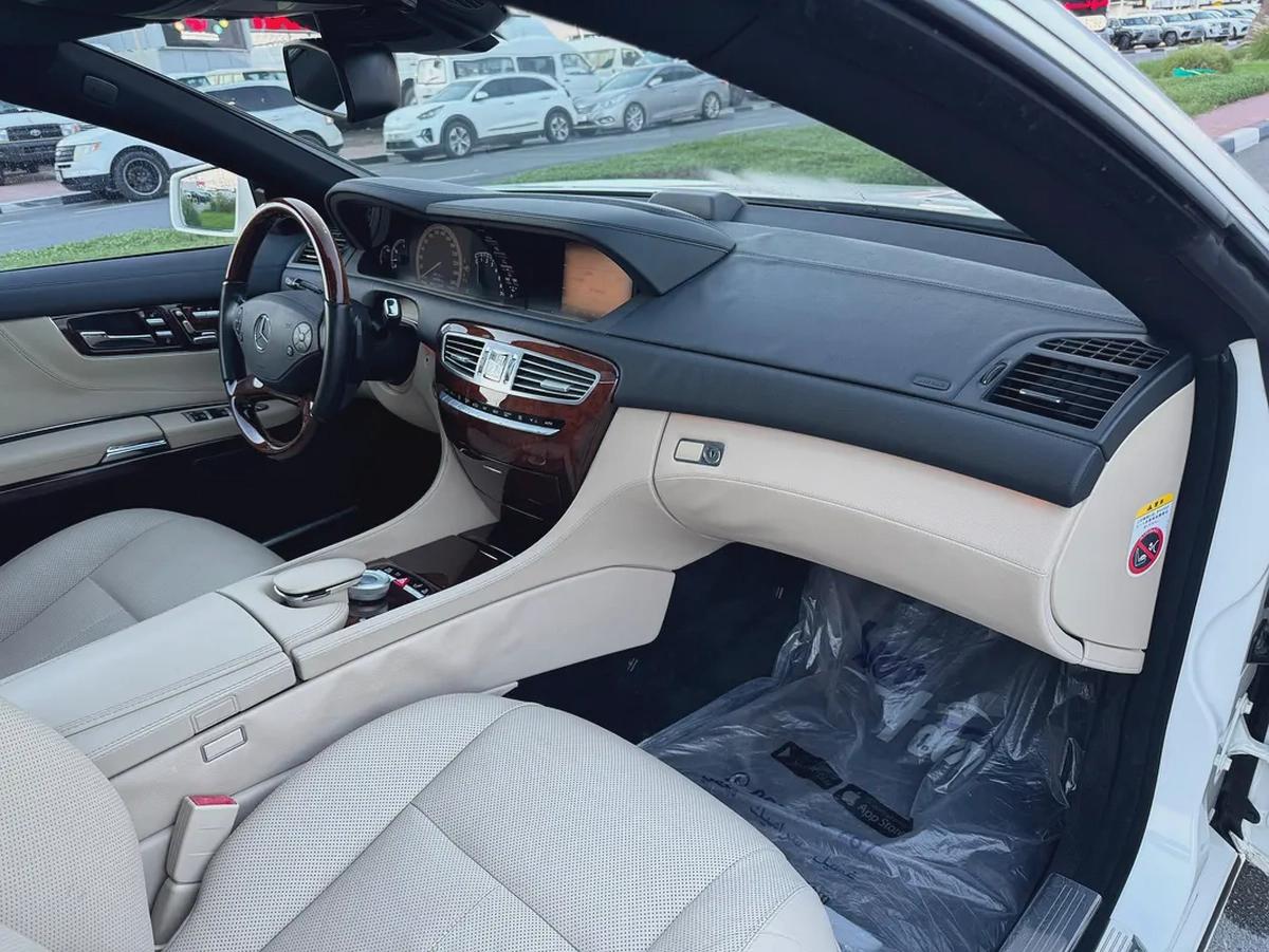Mercedes Benz CL550 2012 Neat And Clean Car-11-11