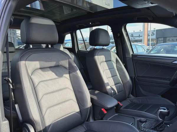 2023 Volkswagen Tiguan R-Line Black Edition - GCC Specs