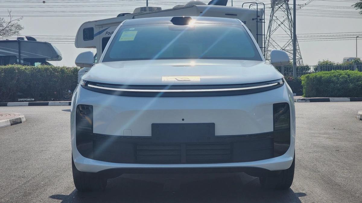 Li Auto L6 Max (White)-2-2