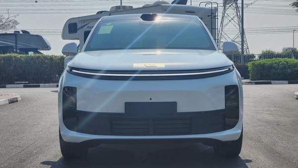 Li Auto L6 Max (White)