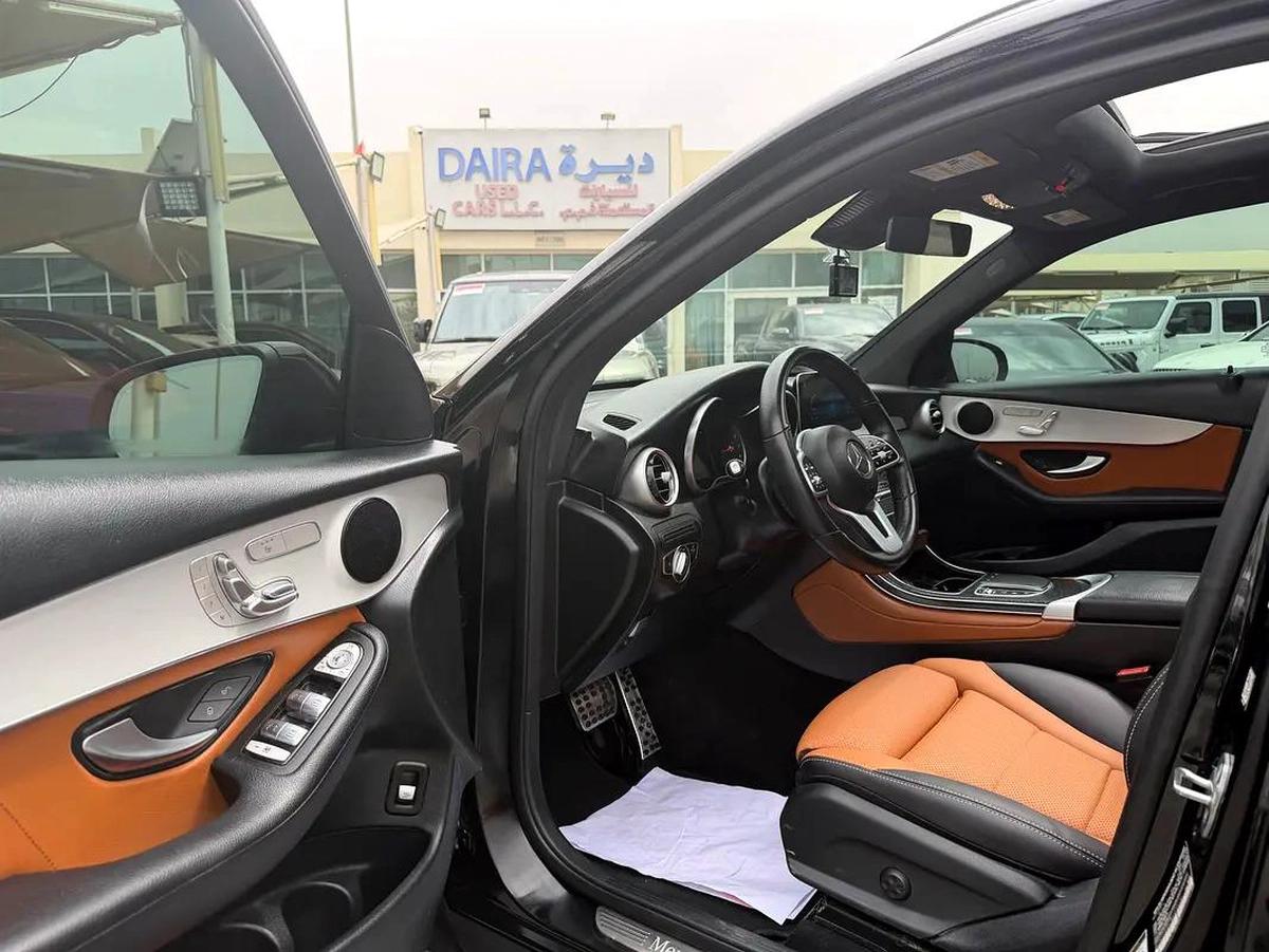 Mercedes-Benz GLC 300 AMG 2021 - American Specs-1-1