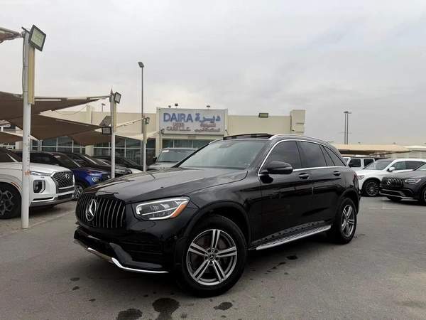 Mercedes-Benz GLC 300 AMG 2021 - American Specs