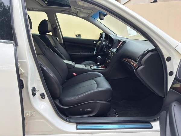 Gulf Specs 2014 INFINITI G25 2.5Litre V6 Top Edition, (Partial Agency Maintained)