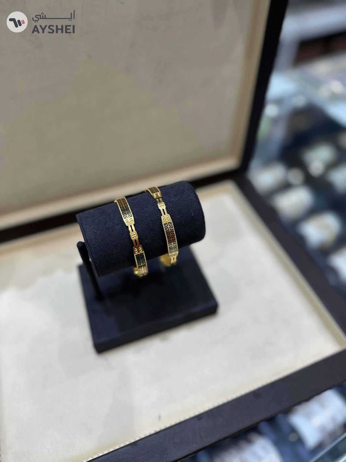 Elegant 22 Carat Gold Bracelet Set-0-portrait